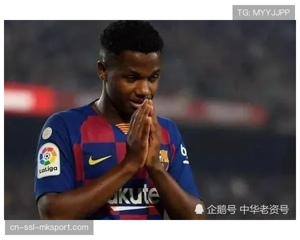 官方:巴萨与17岁天才中场伯纳尔续约至2030年,违约金10亿欧元 官方:巴萨与17岁天才中场伯纳尔续约至2030年,违约金10亿欧元